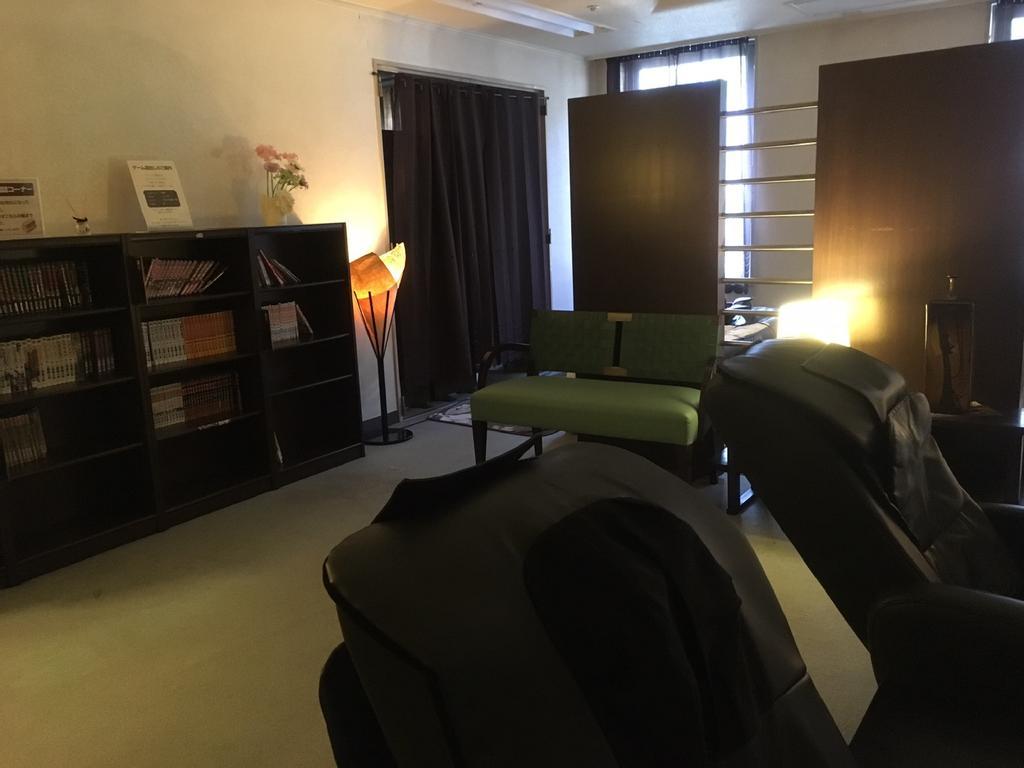 Breezbay Hotel & Resort Gero Bagian luar foto